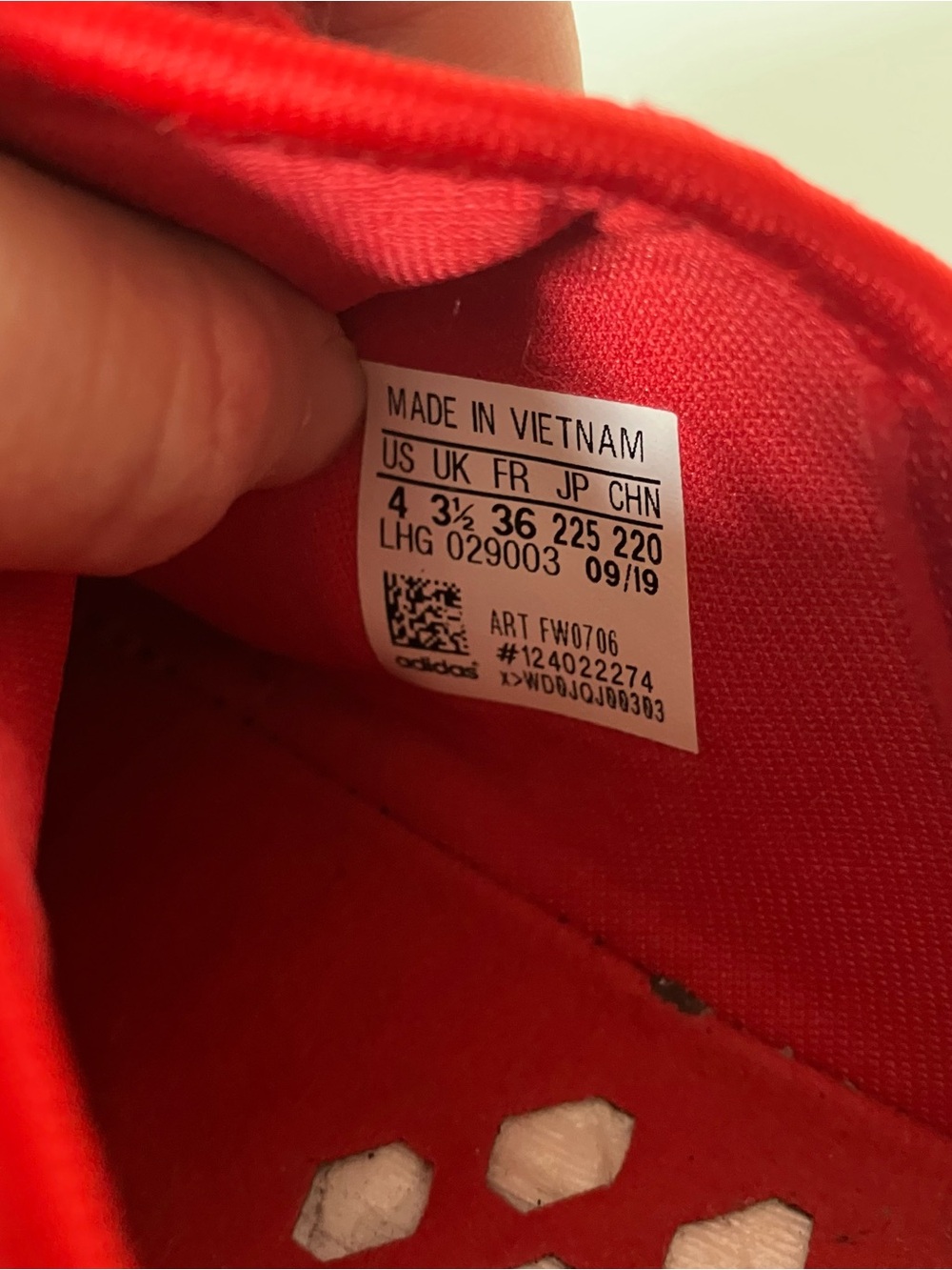 Adidas NMD_R1 'Triple Red' / 'Scarlet' Low Top Athletic Sneakers size 4 - Picture 7 of 8